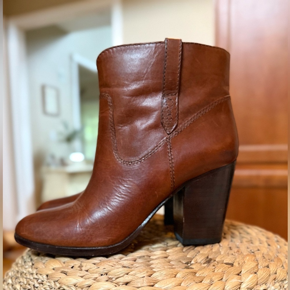 FRYE | Myra Brown Leather Ankle Boots